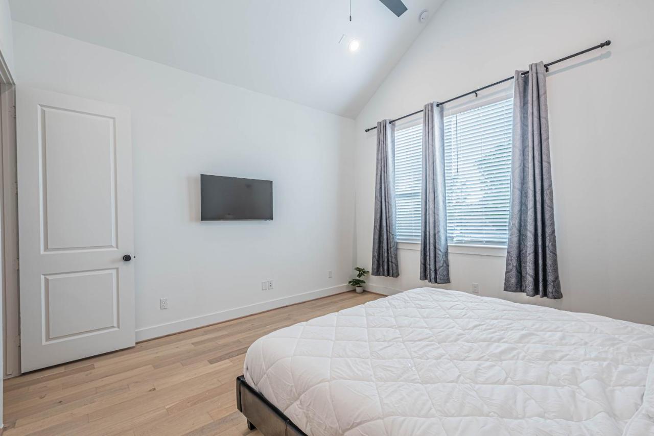 Вілла Luxury 3Br, Ks Bed Mins Away 4Rm Dtown, Med Ctr Х'юстон Екстер'єр фото